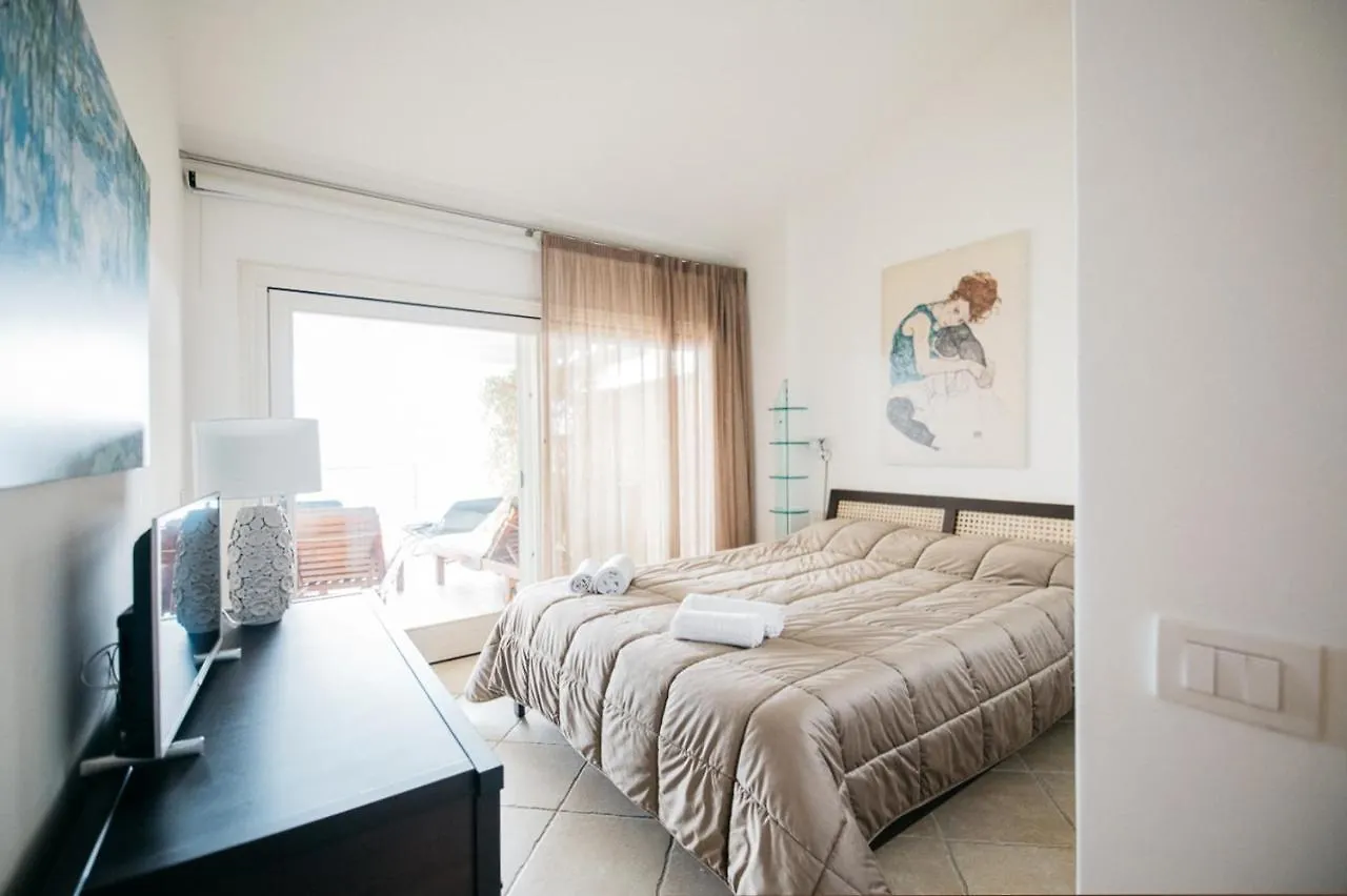 Taormina Romantic Apartment By Taormina Holidays